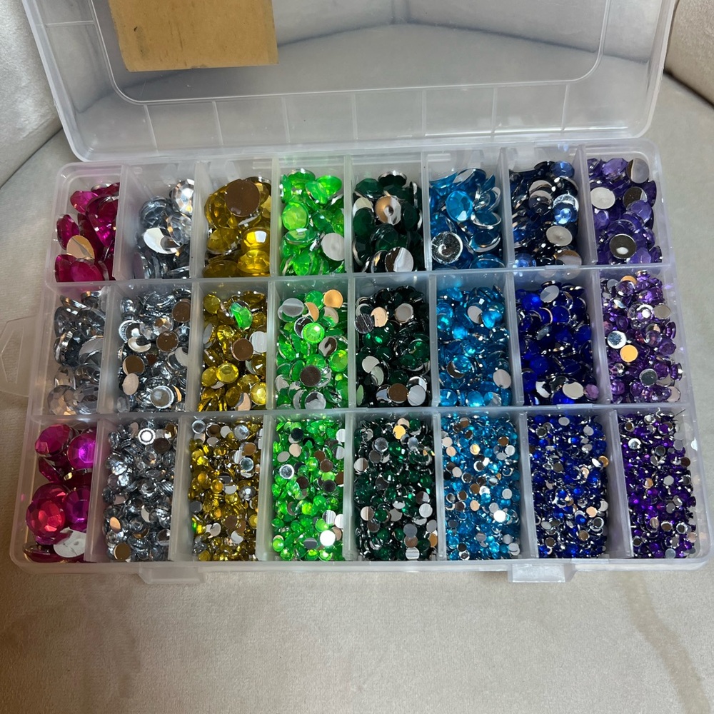 Rhinestone Box Round Flatback ‎ multiple colors